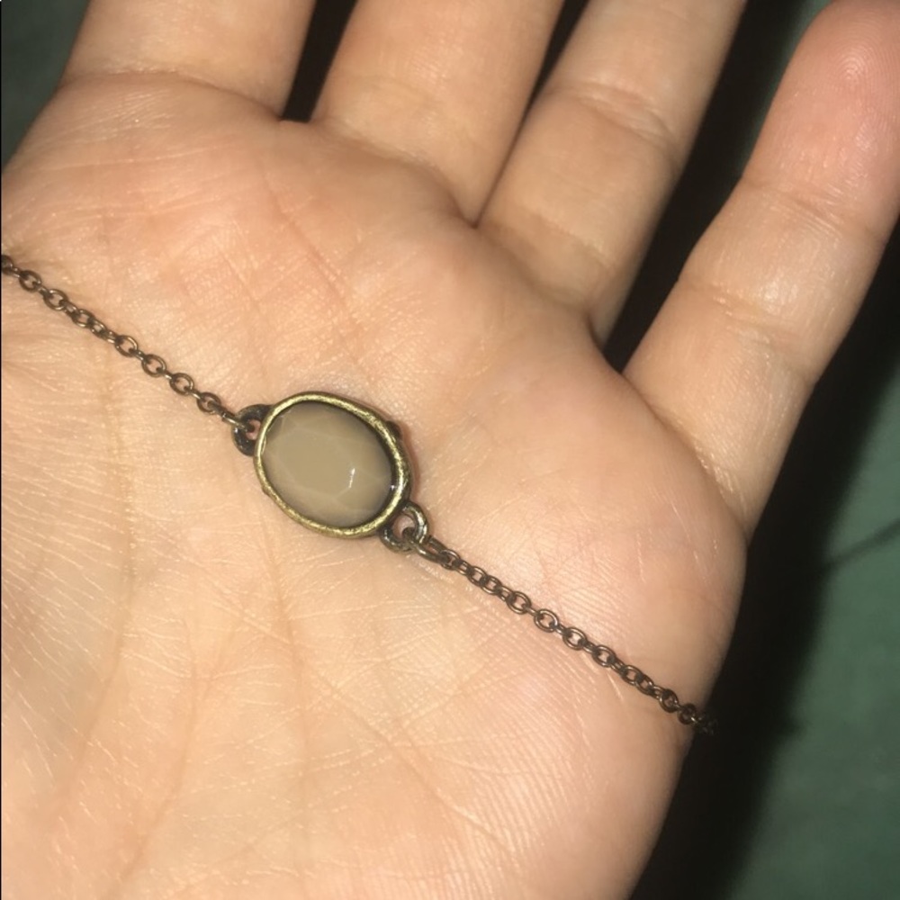 SUPER CUTE STONE NECKLACE